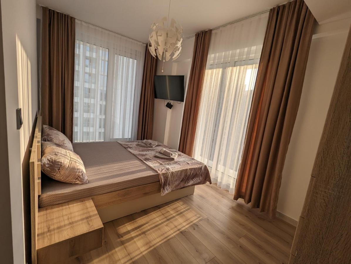 16Th Floor Sky View Condo With Pool And Fitness Skopje Exterior foto