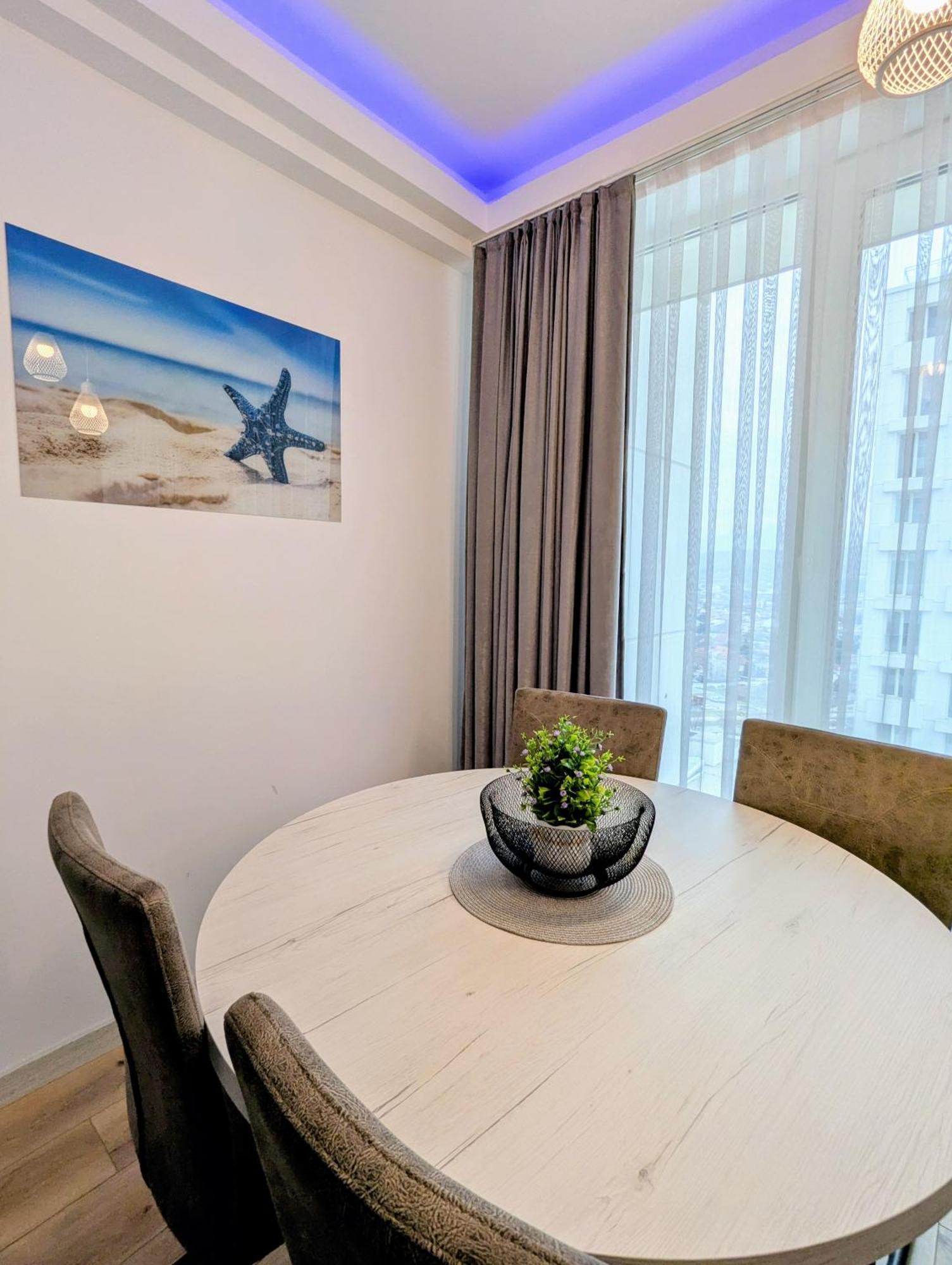 16Th Floor Sky View Condo With Pool And Fitness Skopje Exterior foto